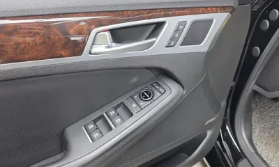 Hyundai Genesis 2016, 163594 км, за 6435.67 USD - фото 27