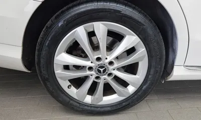 Mercedes-Benz C-Class 2019, 115995 км, за 12046.62 USD