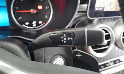 Mercedes-Benz C-Class 2019, 115995 км, за 12046.62 USD - фото 9