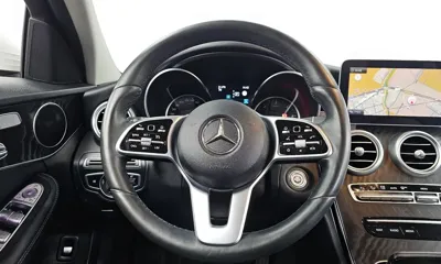 Mercedes-Benz C-Class 2019, 115995 км, за 12046.62 USD - фото 13
