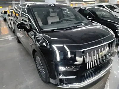 Zeekr 009 2025, 11500 км, за 51748.65 USD