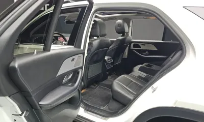 Mercedes-Benz GLE-Class 2020, 79606 км, за 32247.57 USD - фото 12