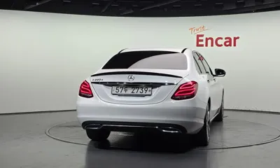 Mercedes-Benz C-Class 2018, 68943 км, за 12143.89 USD