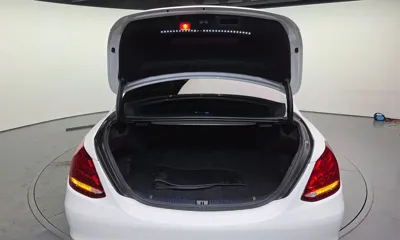 Mercedes-Benz C-Class 2018, 68943 км, за 12143.89 USD - фото 20