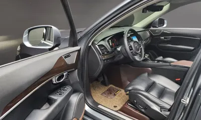 Volvo XC90 2018, 141756 км, за 16490.05 USD - фото 10