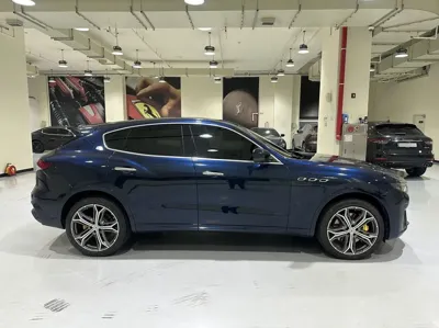 Maserati Levante 2023, 11077 км, за 56555.92 USD