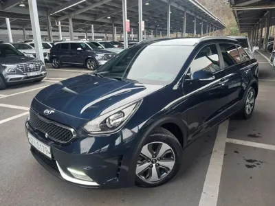 Kia Niro · 2017 год