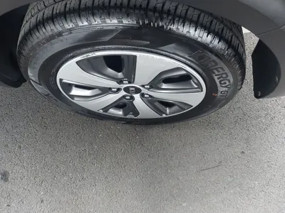 Kia Niro 2017, 85000 км, за 8645.9 USD - фото 6