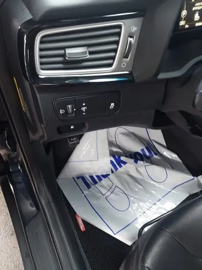 Kia Niro 2017, 85000 км, за 8645.9 USD - фото 12