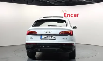 Audi Q5 2021, 63953 км, за 25635.94 USD