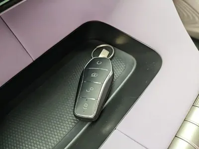 BYD Dolphin 2022, 58099 км, за 8604.8 USD - фото 9