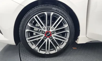 Kia K3 2024, 60736 км, за 13456.74 USD