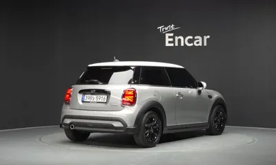 MINI Cooper 2024, 8760 км, за 19233.29 USD