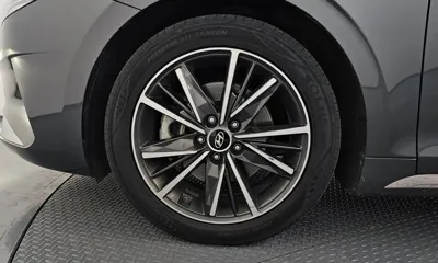 Hyundai Grandeur 2022, 122714 км, за 11971.8 USD - фото 5