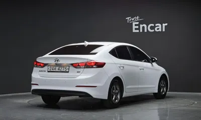 Hyundai Avante 2016, 85785 км, за 4951.14 USD