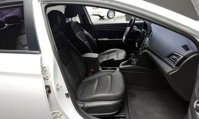 Hyundai Avante 2016, 85785 км, за 4944.06 USD - фото 10