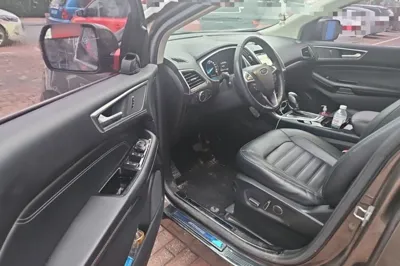 Ford Edge 2017, 139300 км, за 8417 USD - фото 16