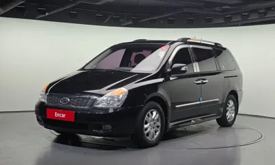 Kia Canival · 2011 год