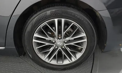 Hyundai Grandeur 2017, 173087 км, за 6423.84 USD