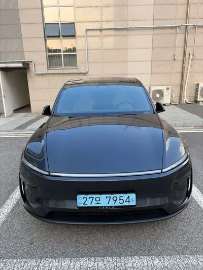 Tesla Model Y 2025, 8170 км, за 40390.9 USD