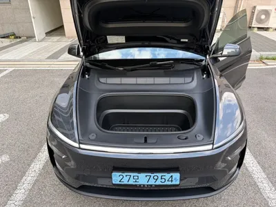 Tesla Model Y 2025, 8170 км, за 40390.9 USD - фото 6