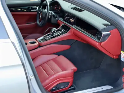 Porsche Panamera 2022, 28000 км, за 107119.76 USD - фото 8