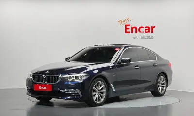 BMW 5-Series · 2018 год
