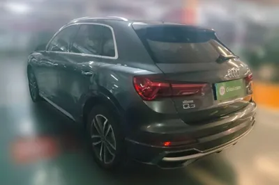 Audi Q3 2021, 95800 км, за 16218 USD