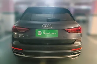 Audi Q3 2021, 95800 км, за 16218 USD