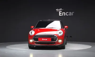 MINI Cooper Convertible 2018, 63715 км, за 8391.89 USD