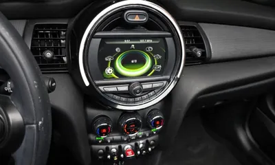 MINI Cooper Convertible 2018, 63715 км, за 8391.89 USD - фото 17