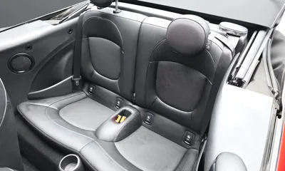 MINI Cooper Convertible 2018, 63715 км, за 8391.89 USD - фото 27