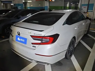 Honda Accord 2022, 60900 км, за 14684.82 USD