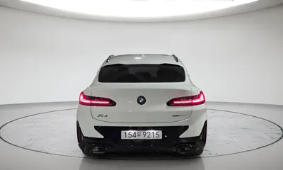 BMW X4 2025, 4277 км, за 43980.57 USD