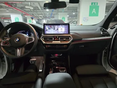 BMW X4 2025, 4277 км, за 43980.57 USD - фото 7