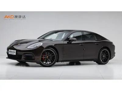Porsche Panamera · 2020 год