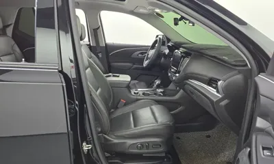 ChevroletGMDaewoo Traverse 2021, 48710 км, за 16880.78 USD - фото 11