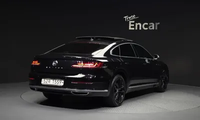 Volkswagen Arteon 2019, 163840 км, за 10726.12 USD