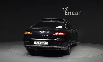 Volkswagen Arteon 2019, 163840 км, за 10726.12 USD