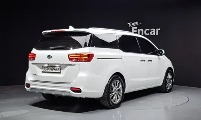 Kia Canival 2020, 28585 км, за 12553.68 USD