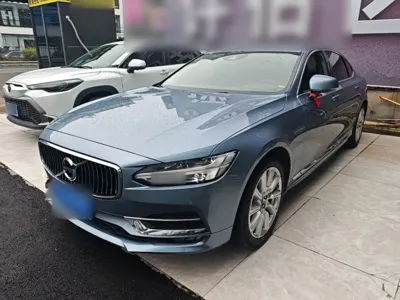 Volvo S90 2020, 66700 км, за 21512.24 USD