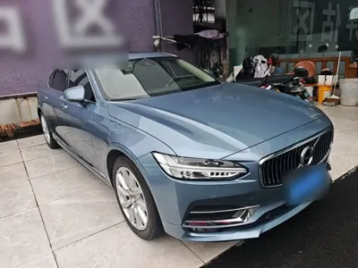 Volvo S90 2020, 66700 км, за 21512.24 USD