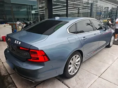 Volvo S90 2020, 66700 км, за 21541.48 USD - фото 7