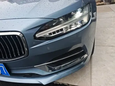 Volvo S90 2020, 66700 км, за 21541.48 USD - фото 24