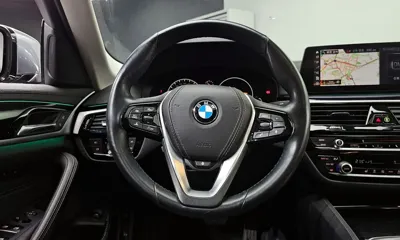 BMW 5-Series 2019, 77755 км, за 15923.35 USD - фото 13