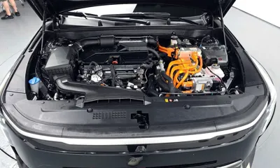 Kia K8 2025, 16405 км, за 28623.5 USD - фото 6