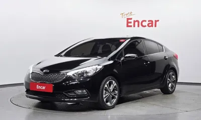 Kia K3 · 2013 год