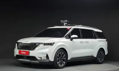 Kia Canival · 2023 год