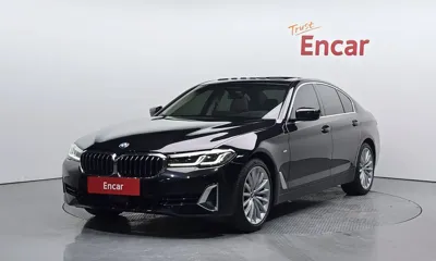 BMW 5-Series · 2023 год