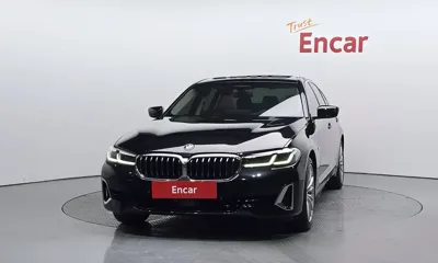 BMW 5-Series 2023, 31290 км, за 25352.65 USD - фото 3